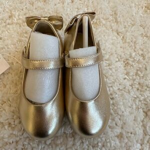Gold Kids Shoes with Bow, toddler size 7